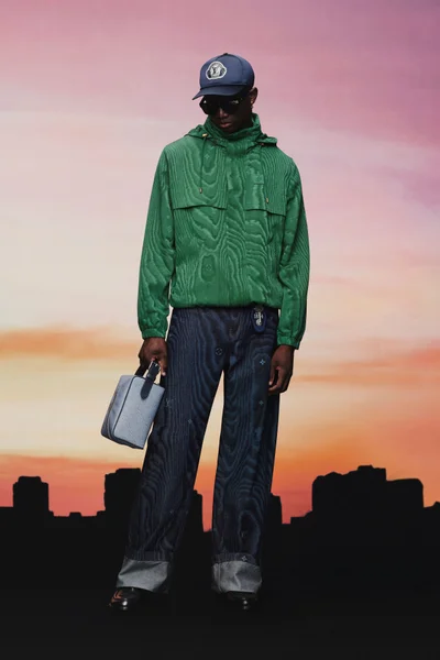 Look 29